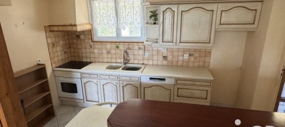 Дом с 3 спальнями в Сен-Жермен-Лаваль, Франция № 283487 7