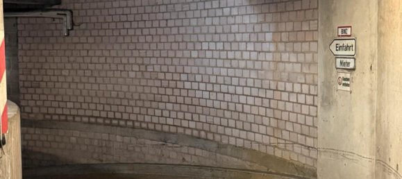 Parking à Merzig-Wadern, Germany No. 280487 4