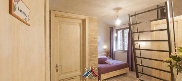 6 bedrooms Villa in Pitigliano, Italy No. 70996 30