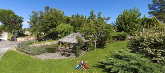 6 bedrooms Villa in Pitigliano, Italy No. 70996 17