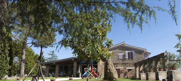 6 bedrooms Villa in Pitigliano, Italy No. 70996 22