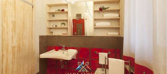 6 bedrooms Villa in Pitigliano, Italy No. 70996 10