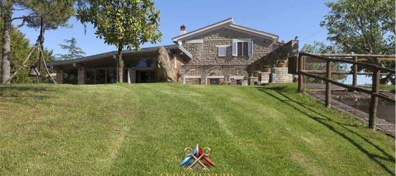 6 bedrooms Villa in Pitigliano, Italy No. 70996 23