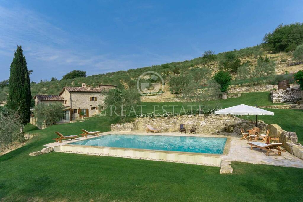 4 bedrooms House in Radda in Chianti, Italy No. 127763