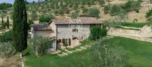4 bedrooms House in Radda in Chianti, Italy No. 127763 6