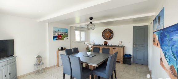 2 bedrooms House in Calvados, France No. 295373 3