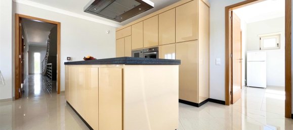 4 Schlafzimmer Villa in Albufeira, Portugal, Nr. 125518 9