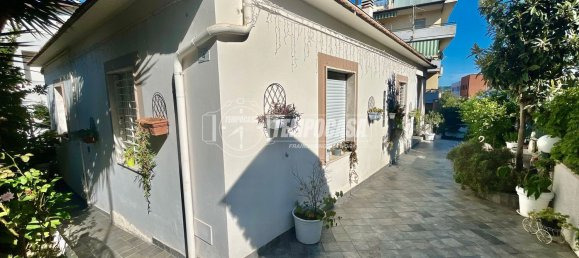 4 bedrooms Apartment in Spoltore, Italy No. 338968 29
