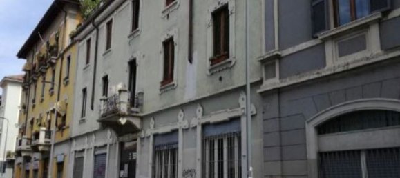 2 rooms Apartment in Milan, Italy No. 245927 10