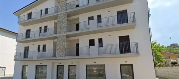 Apartamento de 6 habitaciónes en Altino, Italy No. 180664 2