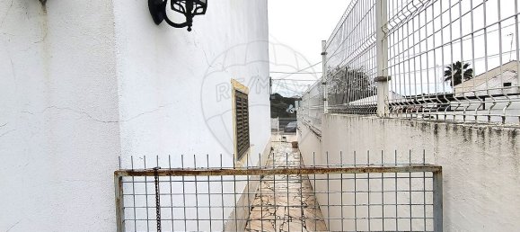 3 bedrooms House in Elvas, Portugal No. 18501 19