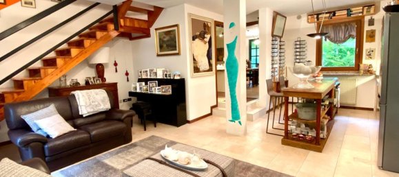 5 rooms House in Casier, Italy No. 72886 7