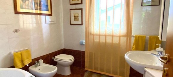 5 rooms House in Casier, Italy No. 72886 23