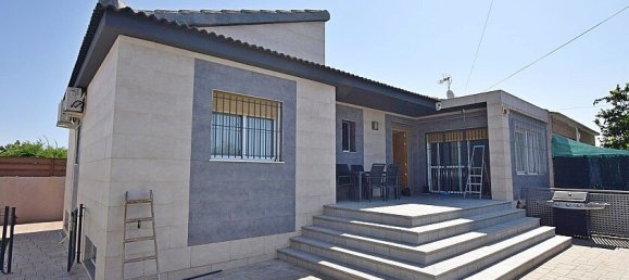 3 bedrooms Villa in Los Balcones, Spain No. 14405 2