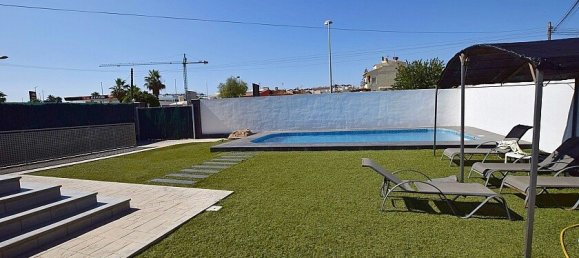 3 bedrooms Villa in Los Balcones, Spain No. 14405 8