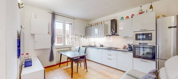 2 rooms Apartment in Castelfranco Emilia, Italy No. 137848 8