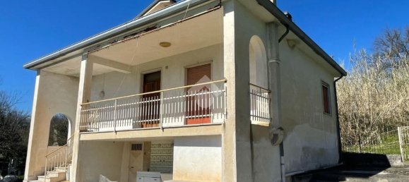 3-Zimmer Haus in Pignataro Interamna, Italy, Nr. 206273 2