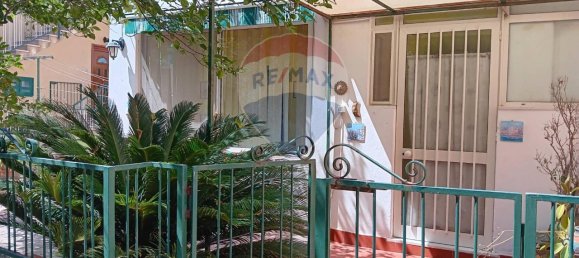 4 rooms Apartment in Procida, Italy No. 15305 4