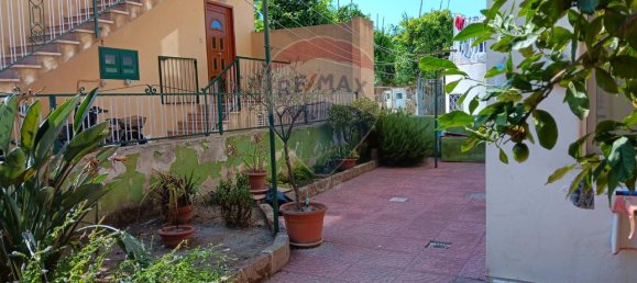 4 rooms Apartment in Procida, Italy No. 15305 3