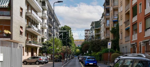 1 Schlafzimmer Wohnung in Milan, Italy, Nr. 329759 16