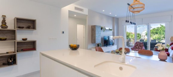 Квартира с 3 спальнями в Гуардамар-дель-Сегура, Испания № 183753 5