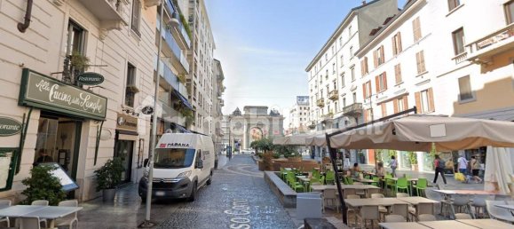 2 bedrooms Apartment in Milan, Italy No. 378255 6