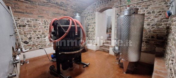 5 bedrooms House in Montespertoli, Italy No. 250812 20