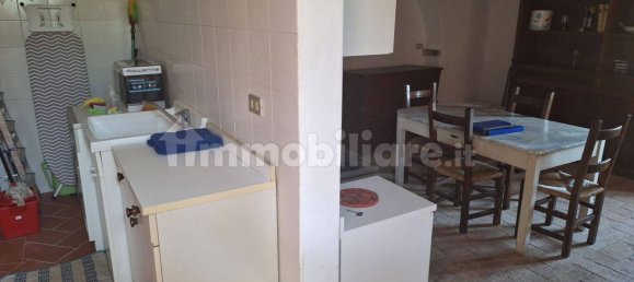 5 bedrooms House in Montespertoli, Italy No. 250812 3