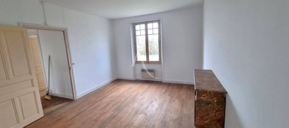 2 Schlafzimmer Haus in Vineuil, France, Nr. 76553 10