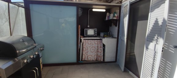 3 rooms Apartment in Naples, Italy No. 84083 4