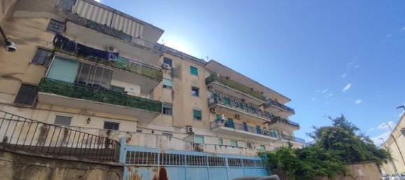 3 rooms Apartment in Naples, Italy No. 84083 30