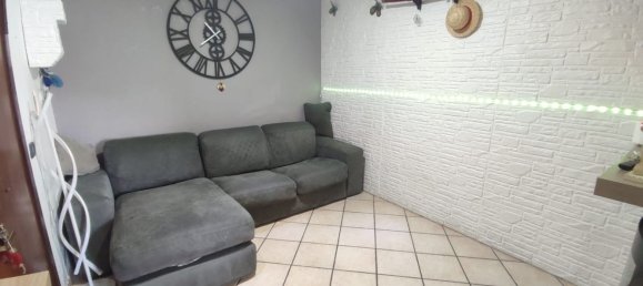 3 rooms Apartment in Naples, Italy No. 84083 14