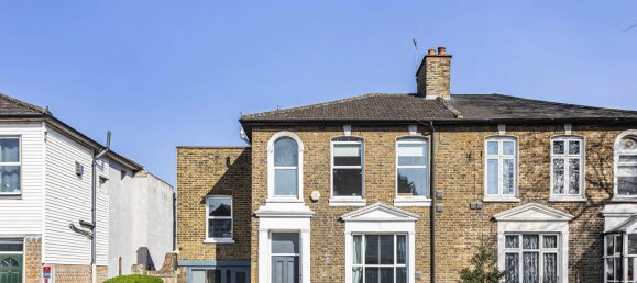 4 bedrooms House in Ashford, United Kingdom No. 8563 18