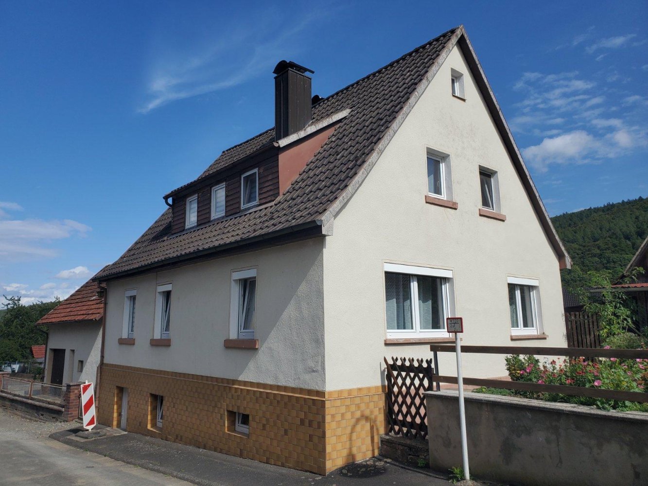 Дом с 3 спальнями в Майн-Шпессарт, Германия № 284448