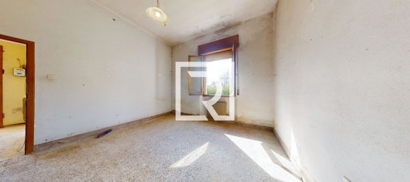 Дом с 3 комнатами в Форли, Италия № 191142 17