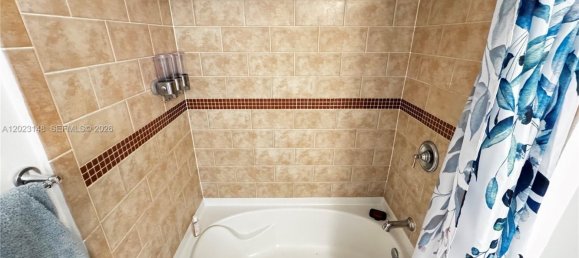 1 Schlafzimmer Gewerbliche Immobilien in Miami, USA, Nr. 614990 17