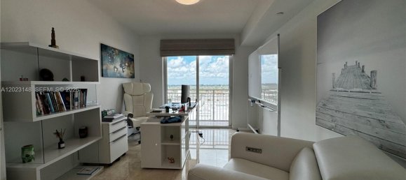1 Schlafzimmer Gewerbliche Immobilien in Miami, USA, Nr. 614990 4