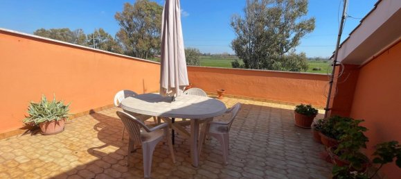 3-salle Appartement à Ardea, Italy No. 190569 18