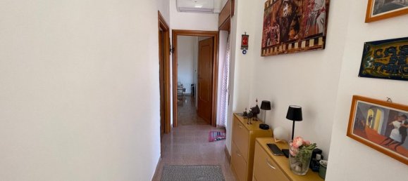 3-salle Appartement à Ardea, Italy No. 190569 19