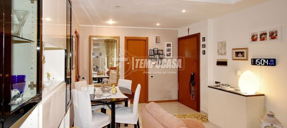 3 rooms Apartment in Cologno Monzese, Italy No. 273862 4