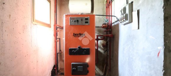 4-salle Maison à Udine, Italy No. 14898 32