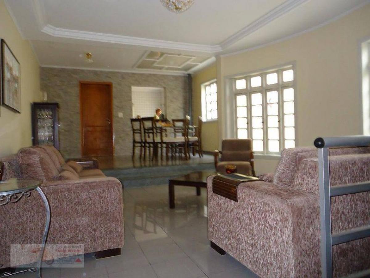 Дом с 4 спальнями в Сан-Паулу, Бразилия № 513007