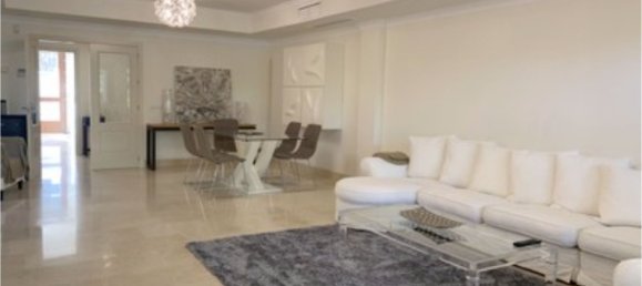 2 bedrooms Duplex in Marbella, Spain No. 148544 3
