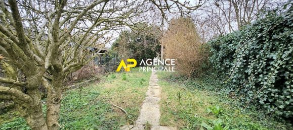 3 bedrooms House in Argenteuil, France No. 150927 2