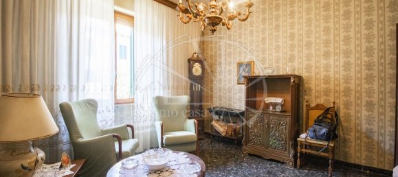 5-Zimmer Haus in Prato, Italy, Nr. 21585 2