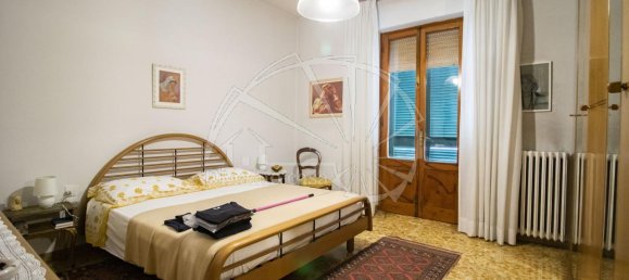 5-Zimmer Haus in Prato, Italy, Nr. 21585 6