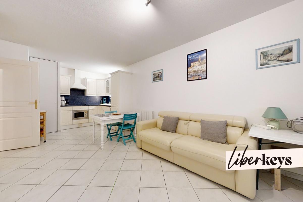 Apartamento de 2 divisões em Menton, France N.º 299781