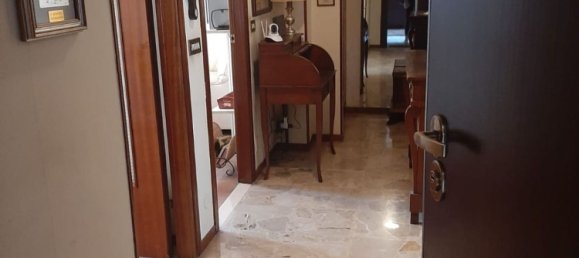 4 bedrooms Apartment in Novara, Italy No. 339581 12