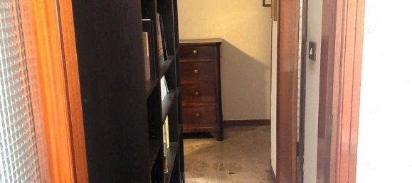 4 bedrooms Apartment in Novara, Italy No. 339581 13