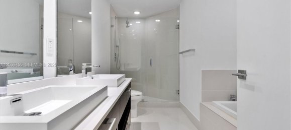 2 chambres propriété commerciale à vendre à Miami, Miami-Dade, Florida, USA № 614887 13